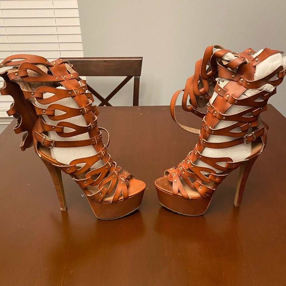 Never worn
